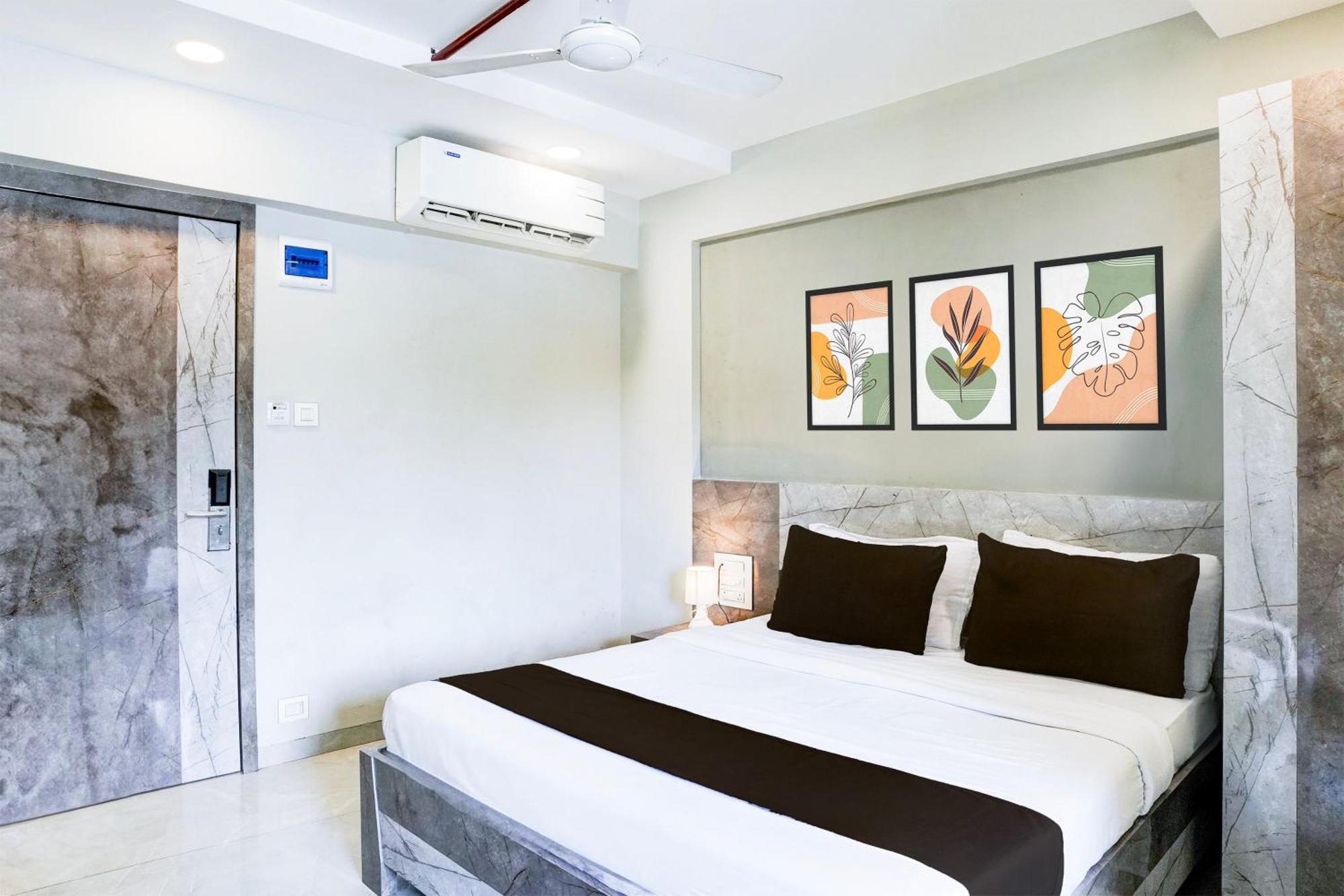Super Townhouse Oak Vashi Hotel Turambhe Exterior foto